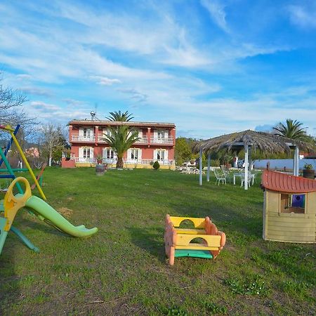 Giannis And Fridas Garden Apartment Sidárion Exterior photo