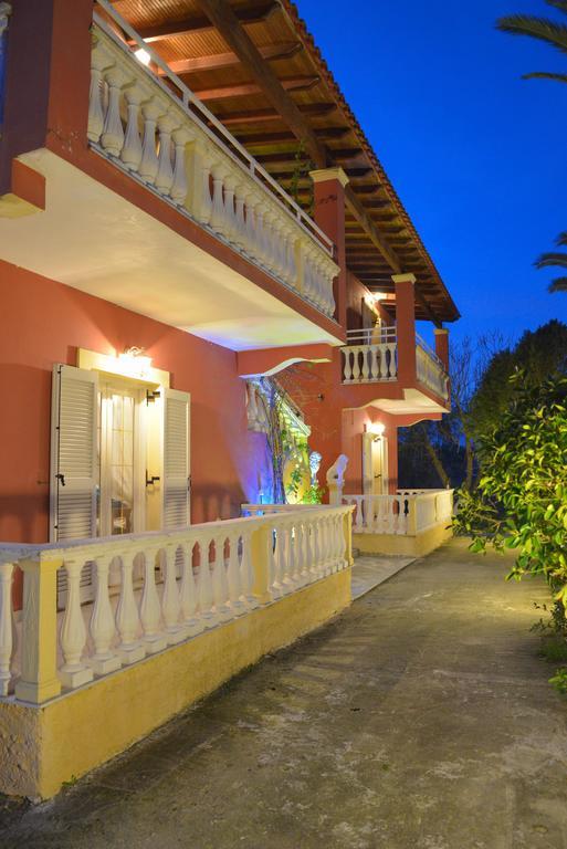 Giannis And Fridas Garden Apartment Sidárion Exterior photo