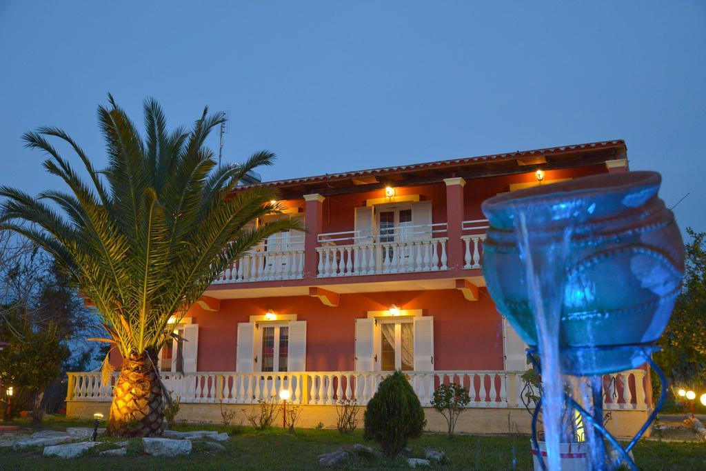 Giannis And Fridas Garden Apartment Sidárion Exterior photo